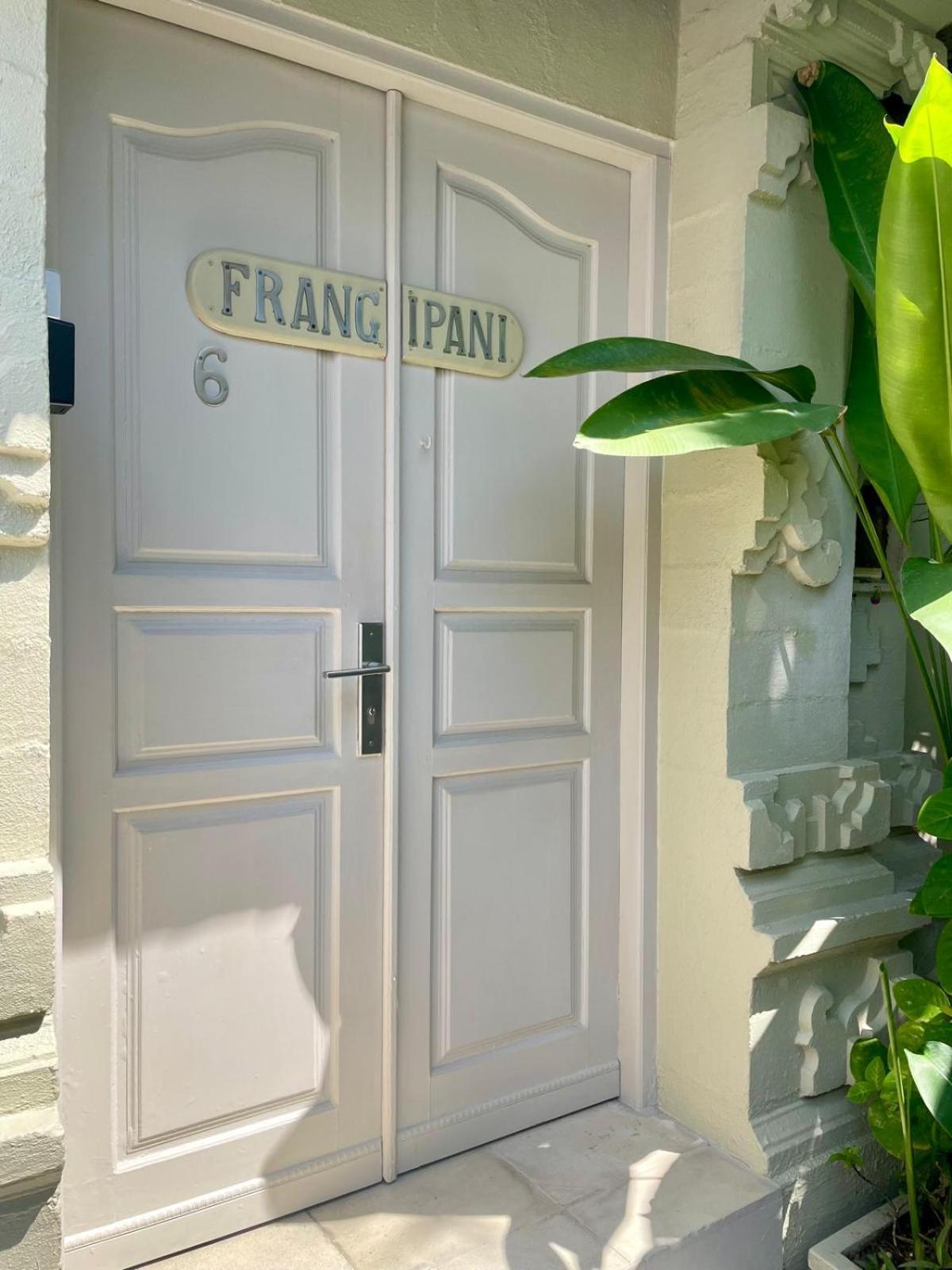 Frangipani Villa Seminyak מראה חיצוני תמונה